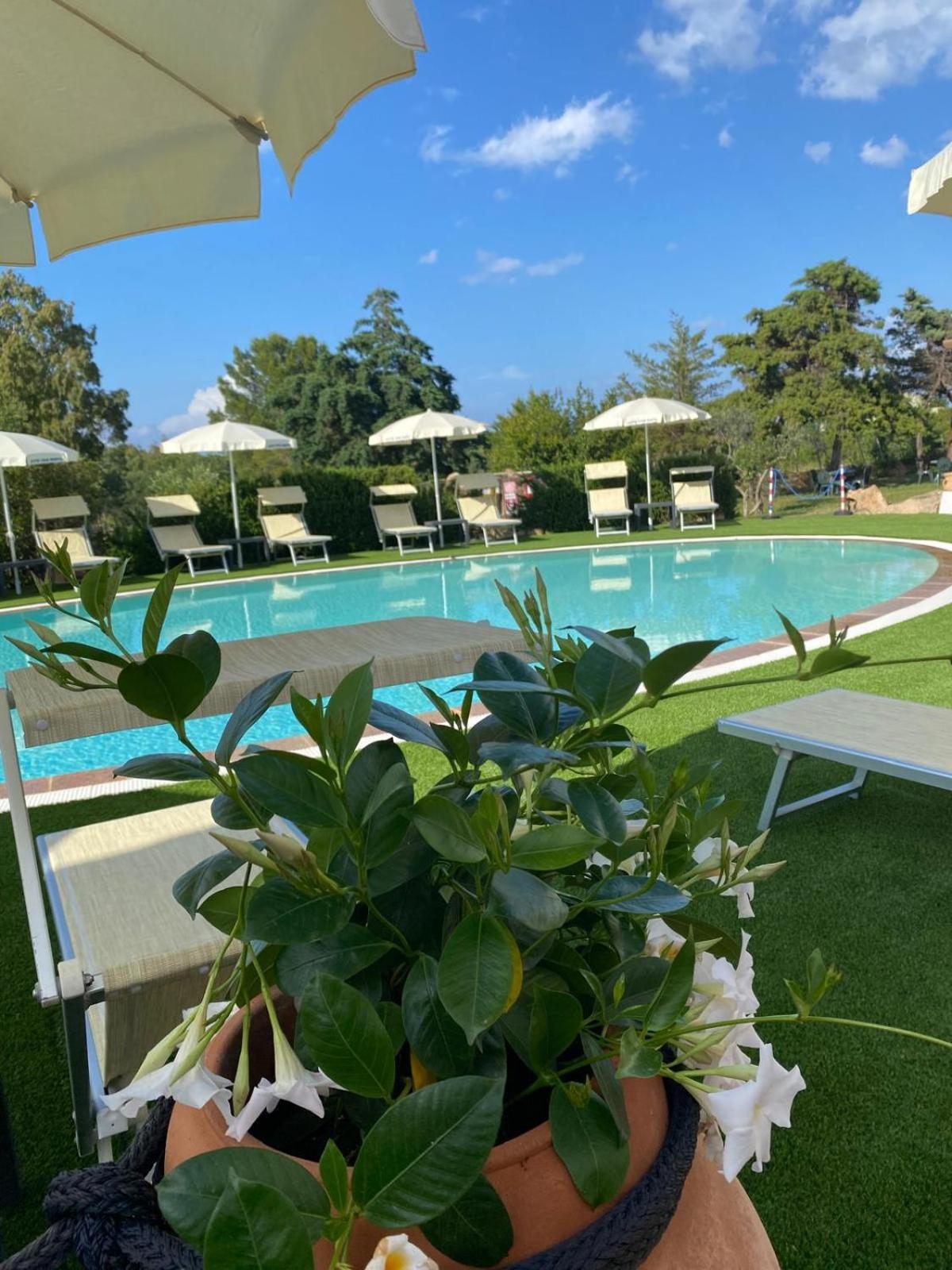 Hotel Cala Mirto 부도니 외부 사진